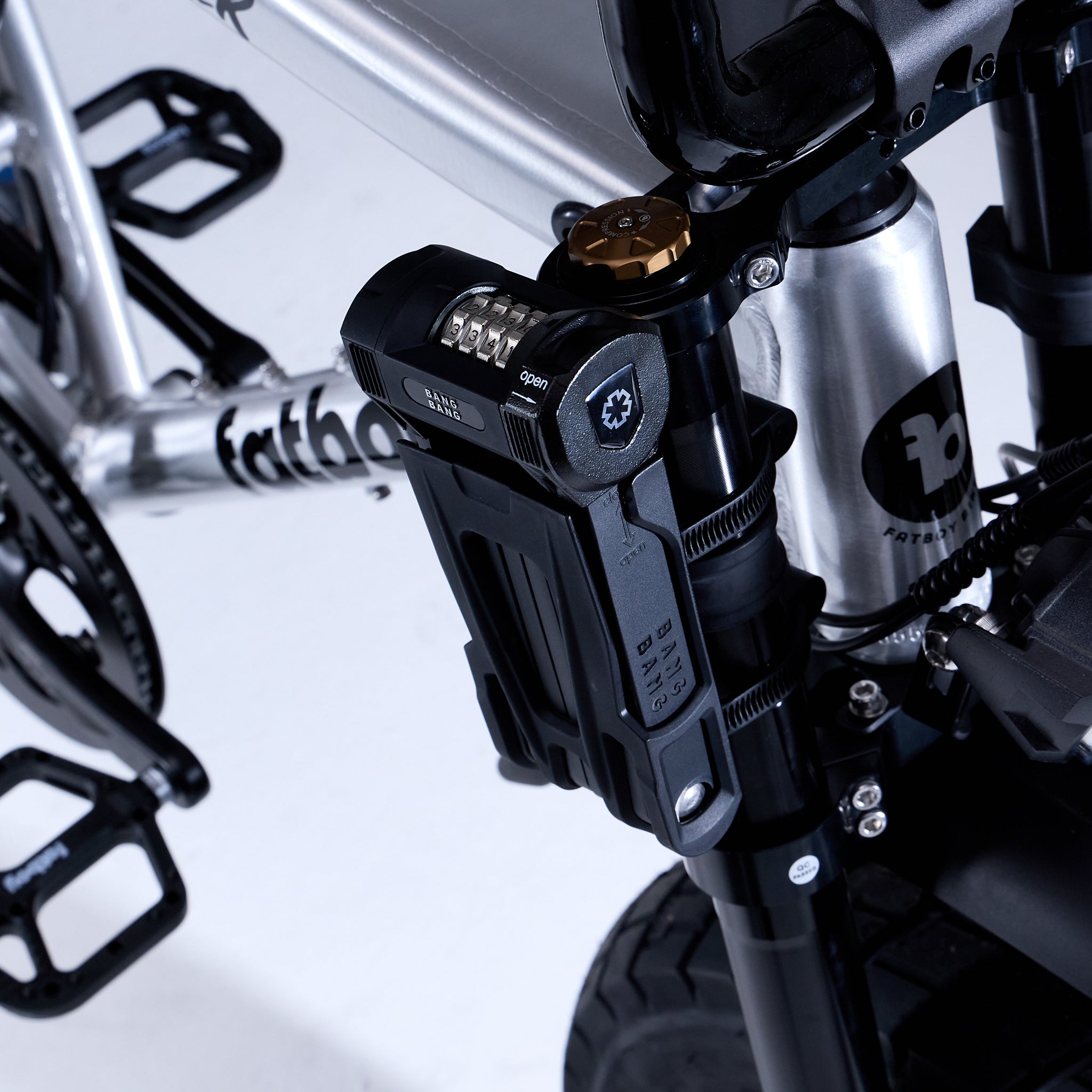 BANG BANG Folding Lock