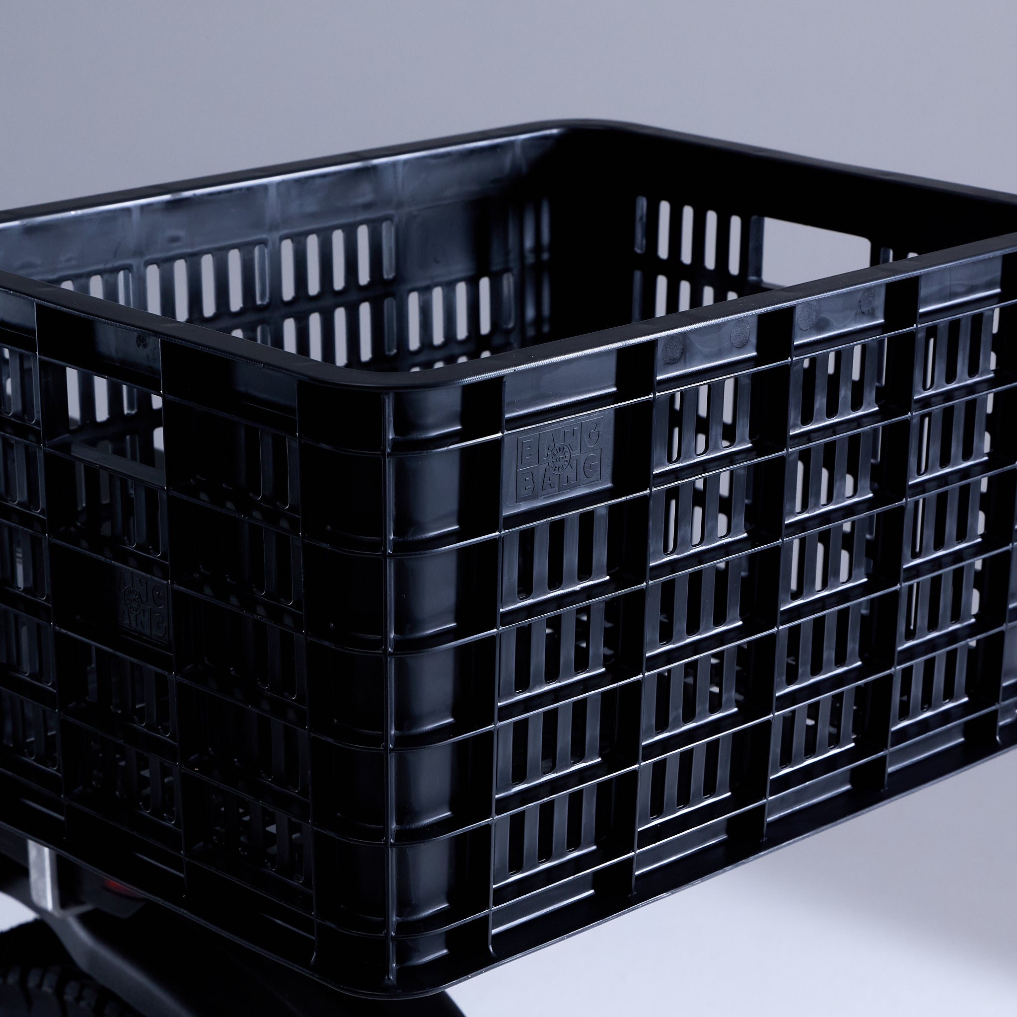 BANG BANG Crate
