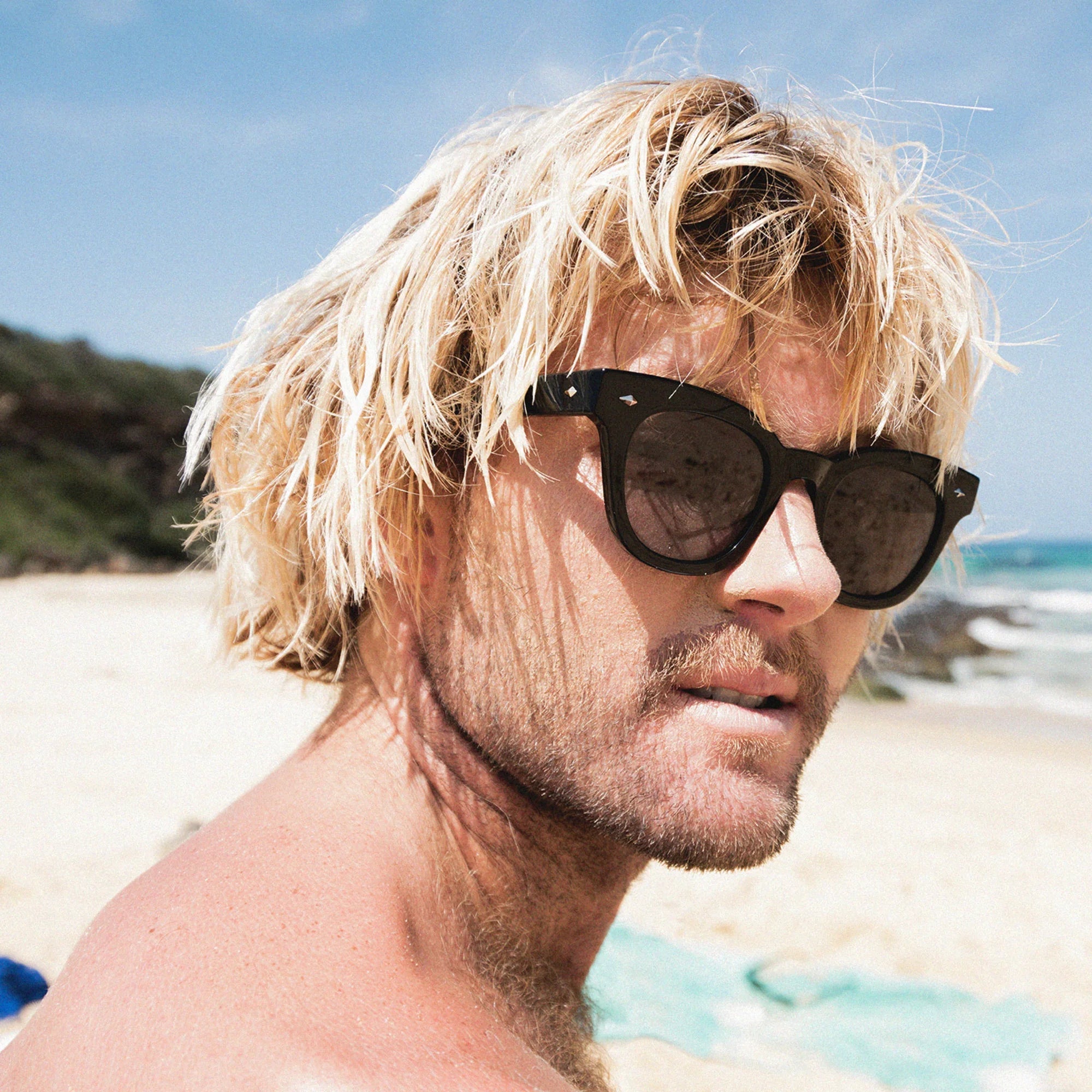 Dylan – Schwarz poliert / Schwarz polarisiert