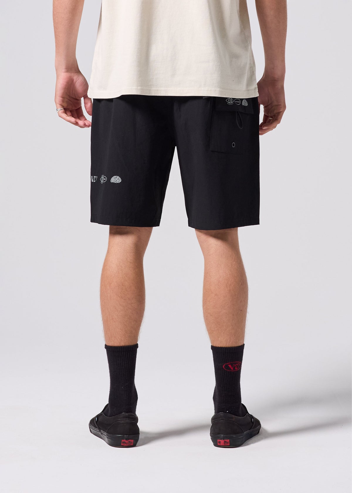 DAILY RIDE SHORTS : BLACK