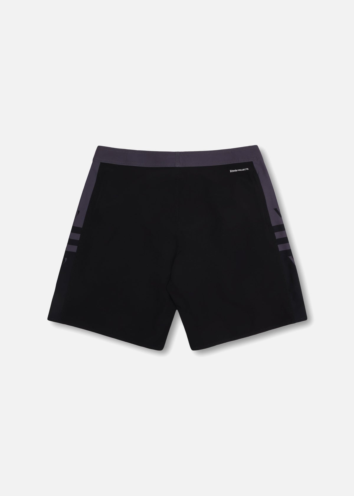 DISCLOSURE 20" TRUNK : BLACK CHARCOAL