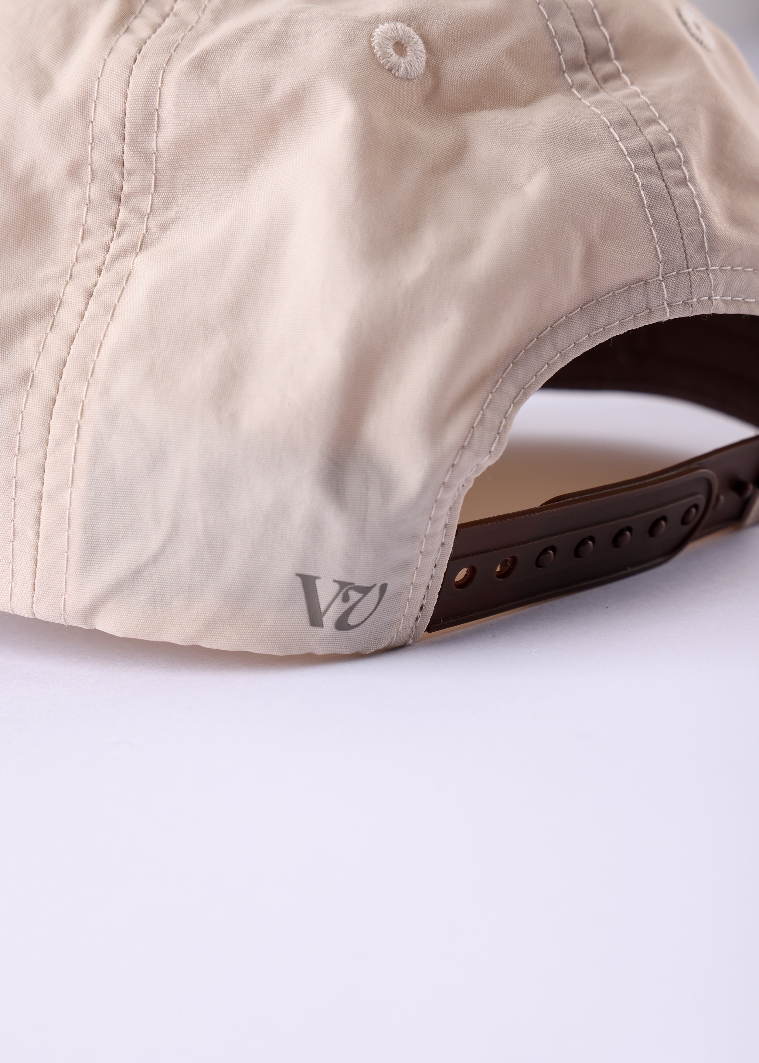 VV CLEAN CAP : BONE BROWN
