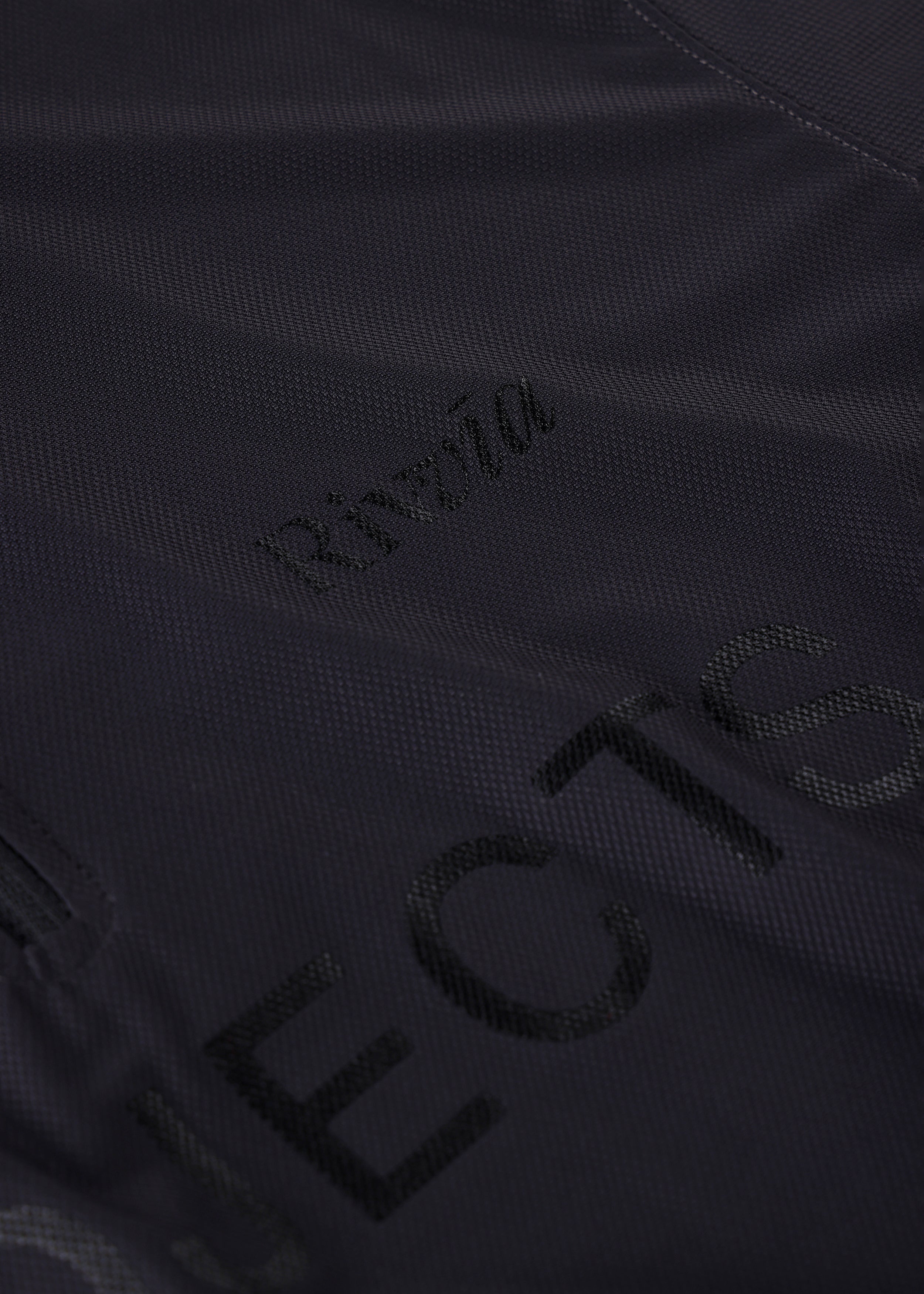 PROJECTS POLO : OFF BLACK