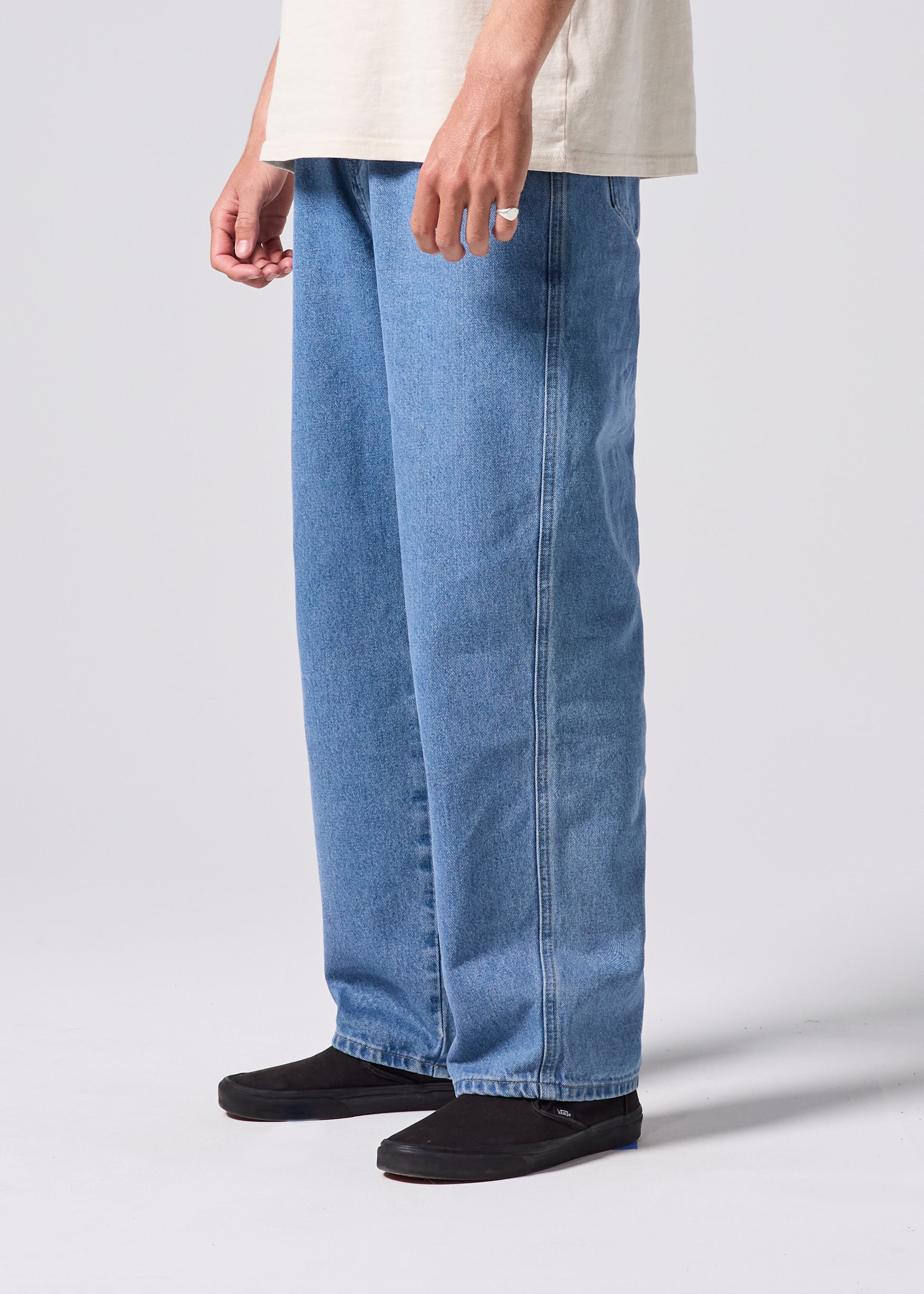 VV Class Denim Pant - Worn Blue