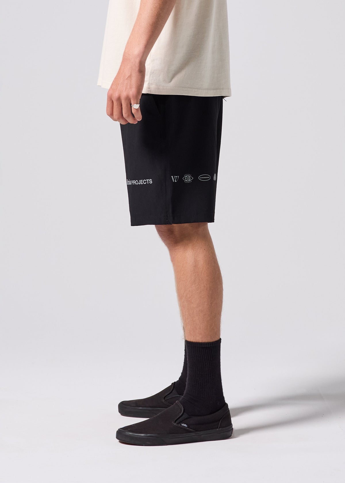 DAILY RIDE SHORTS : BLACK