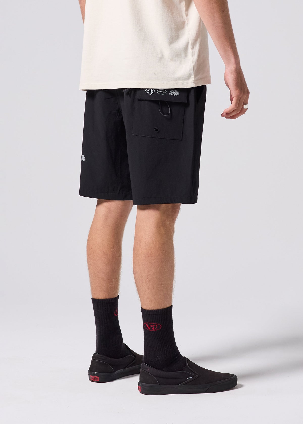 DAILY RIDE SHORTS : BLACK