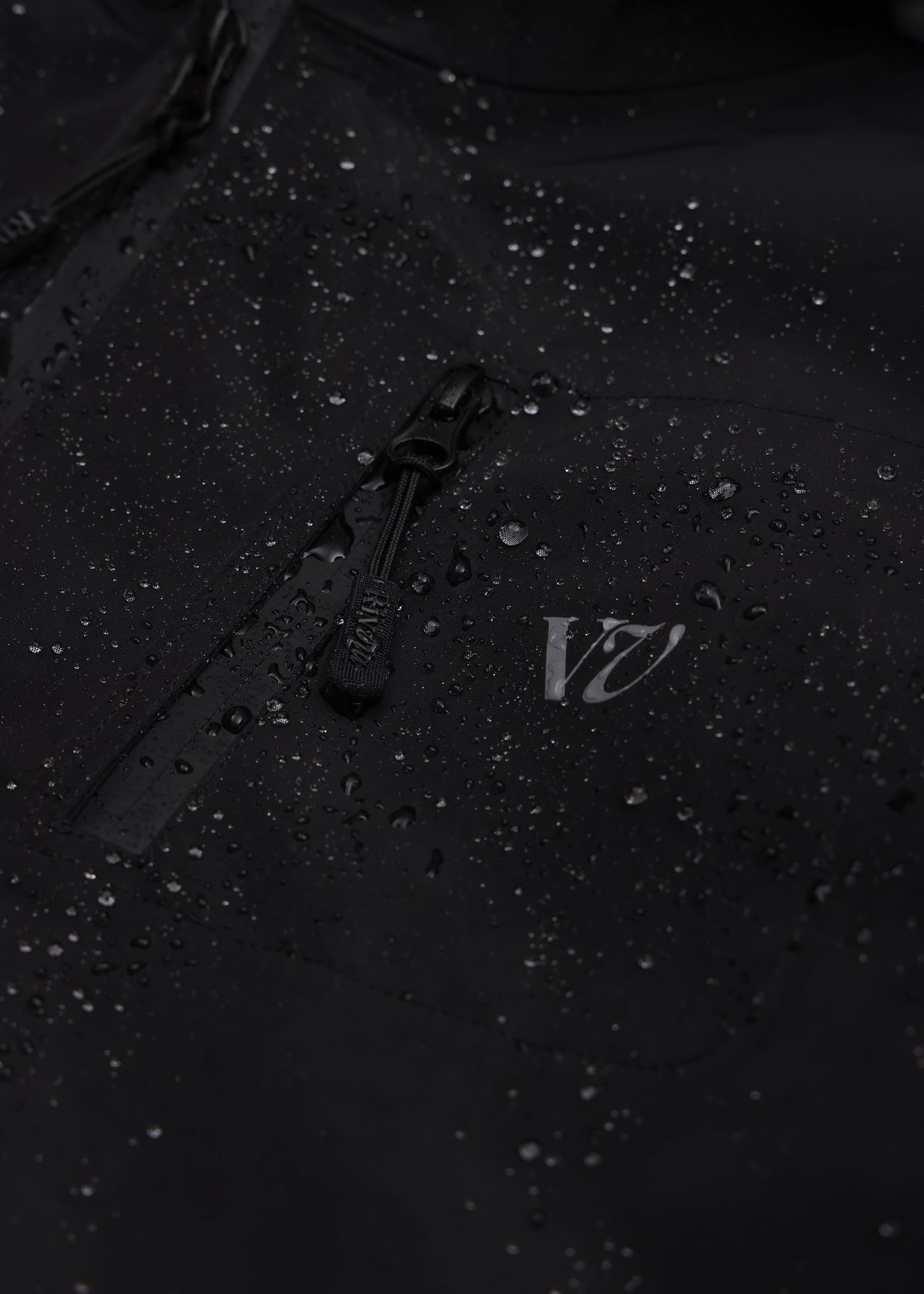 DISCOVERY WATERPROOF JACKET : BLACK