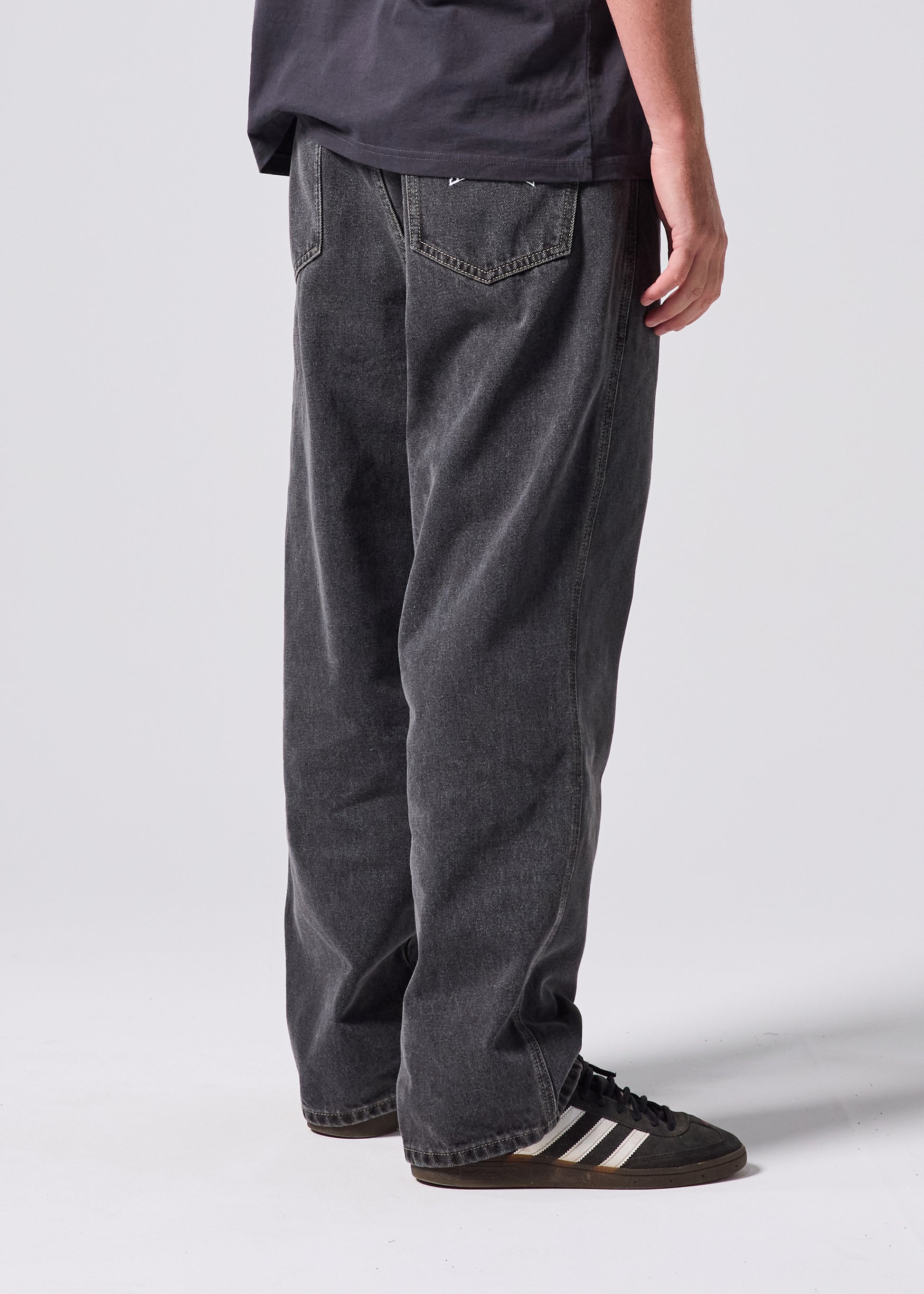 VV Class Denim Pant - Worn Black