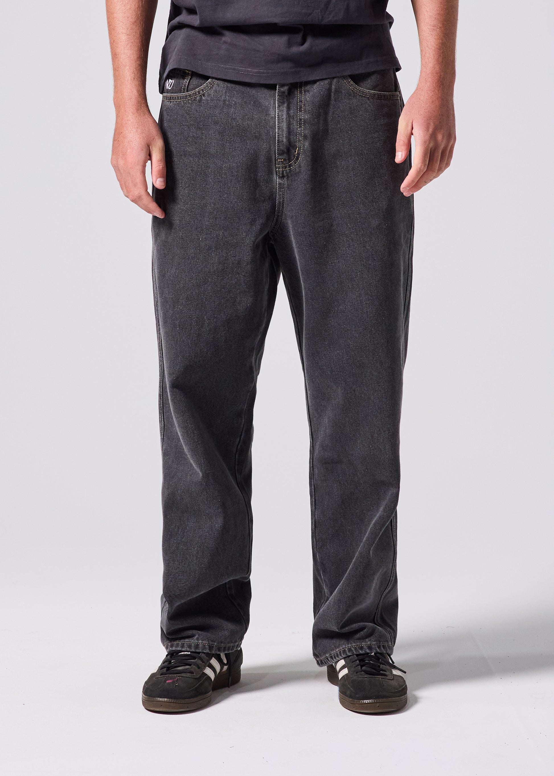 VV Class Denim Pant - Worn Black