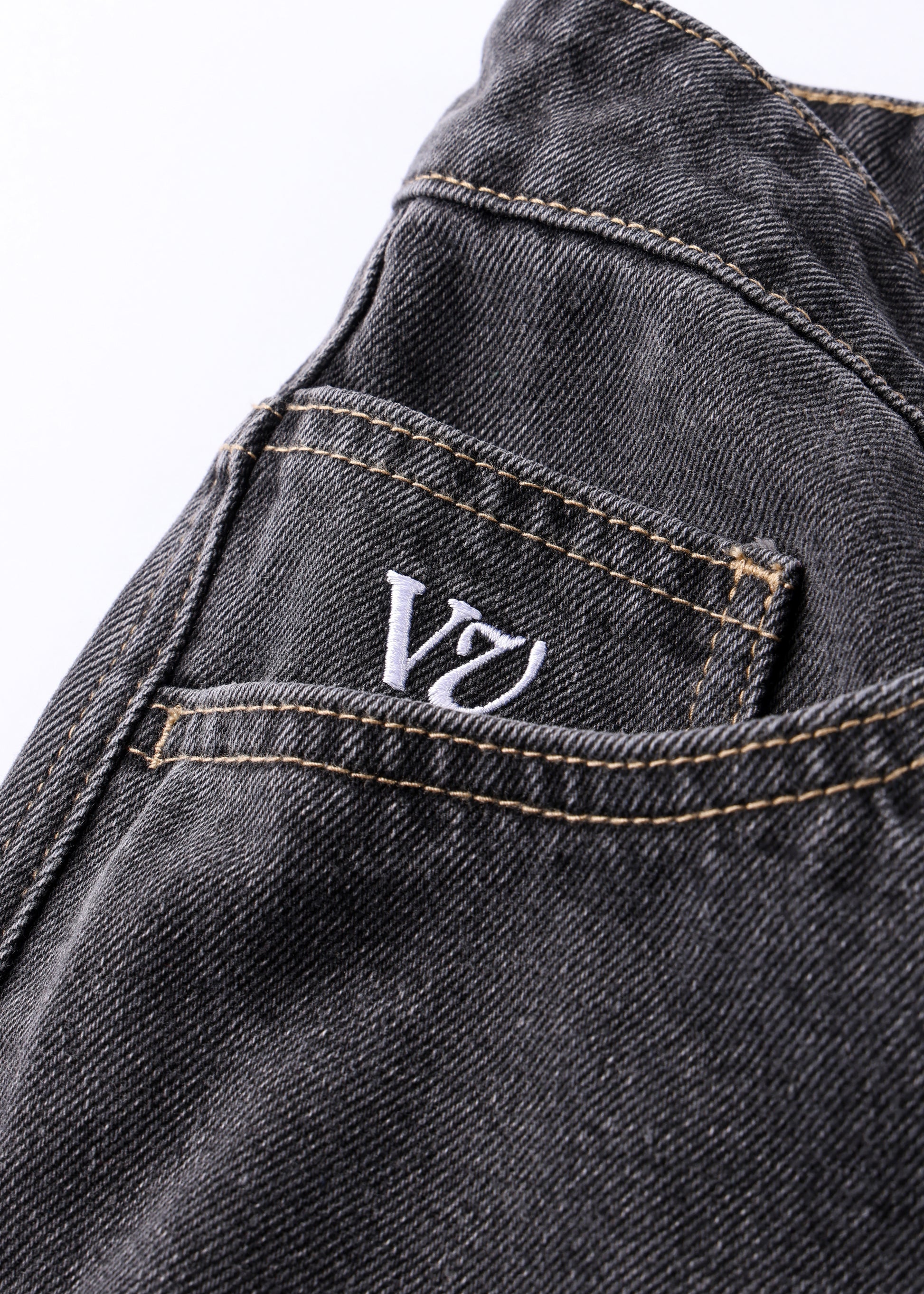 VV Class Denim Short - Worn Black